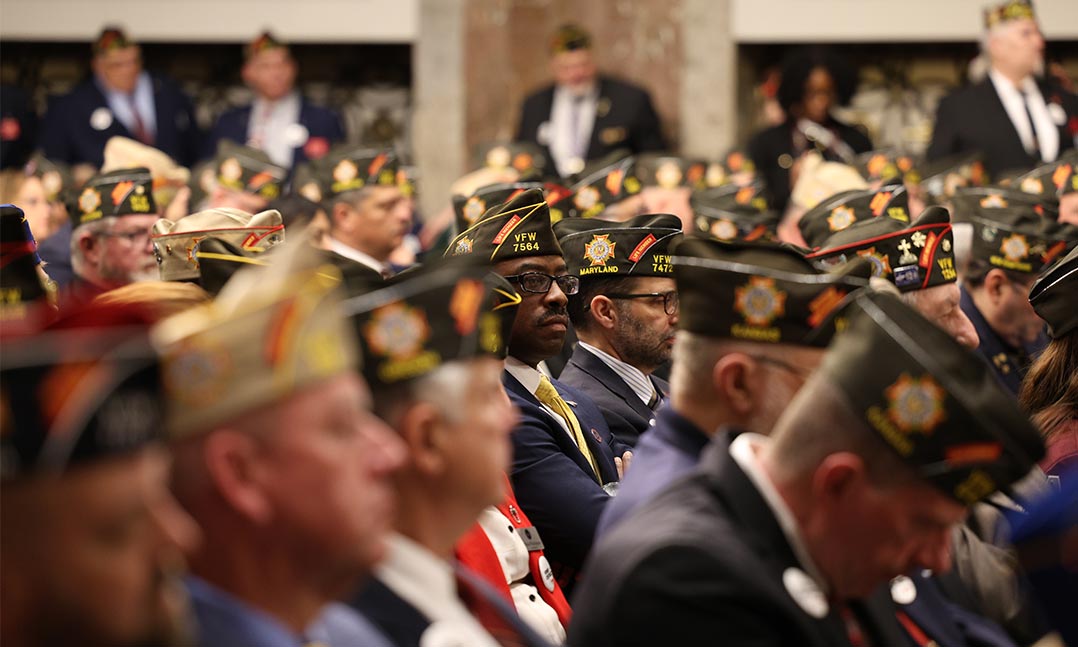 Washington Conference crowd at testimony